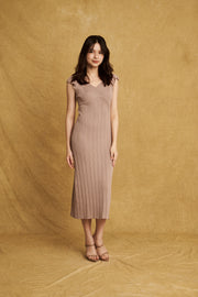 Gabrielle Dress 法式裹胸小高腰針織洋裝 杏仁