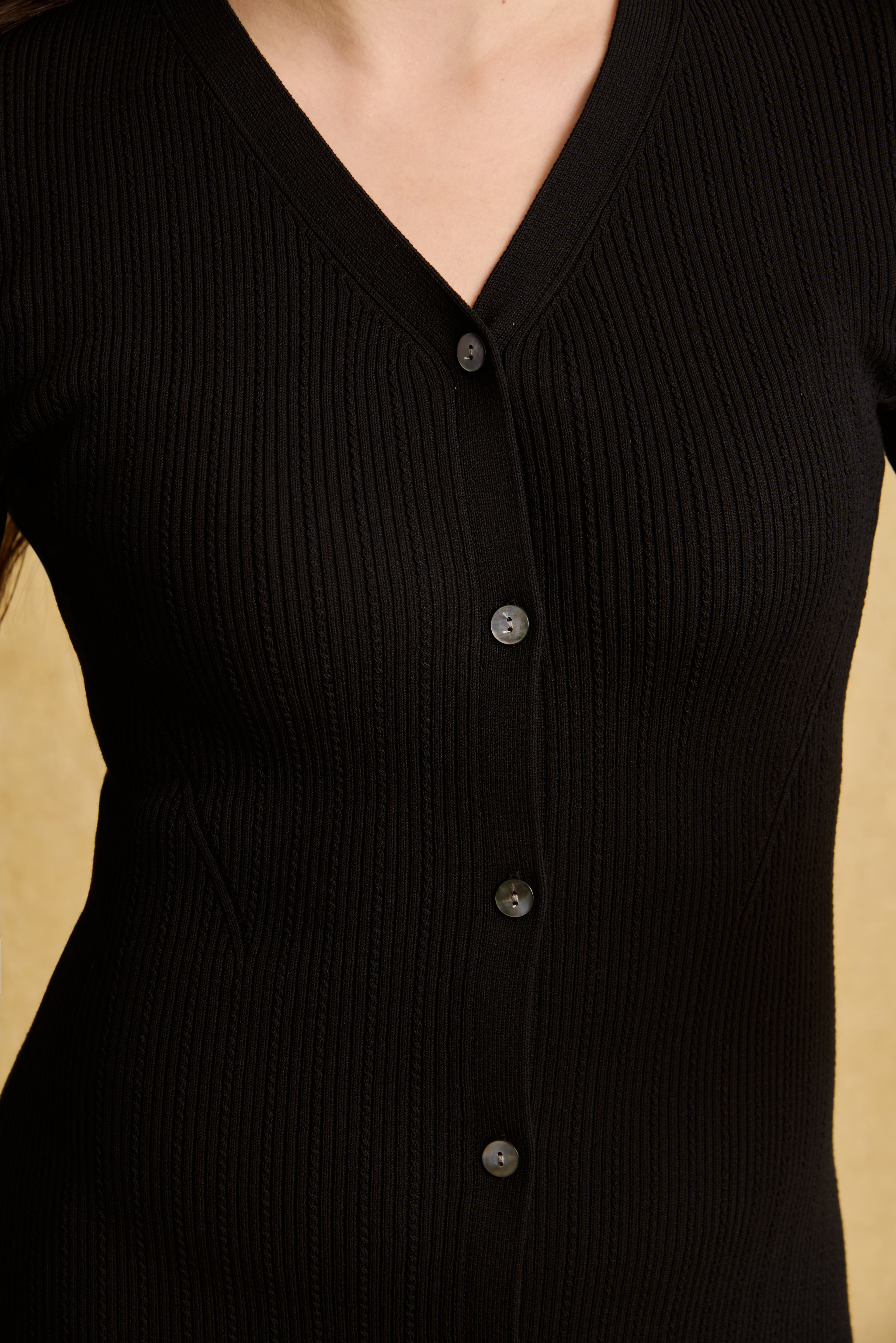 hello ronron | Sophia Dress Black | V-neck Longsleeve Mother of Pearl Button-down Midi Cable Knit Dress