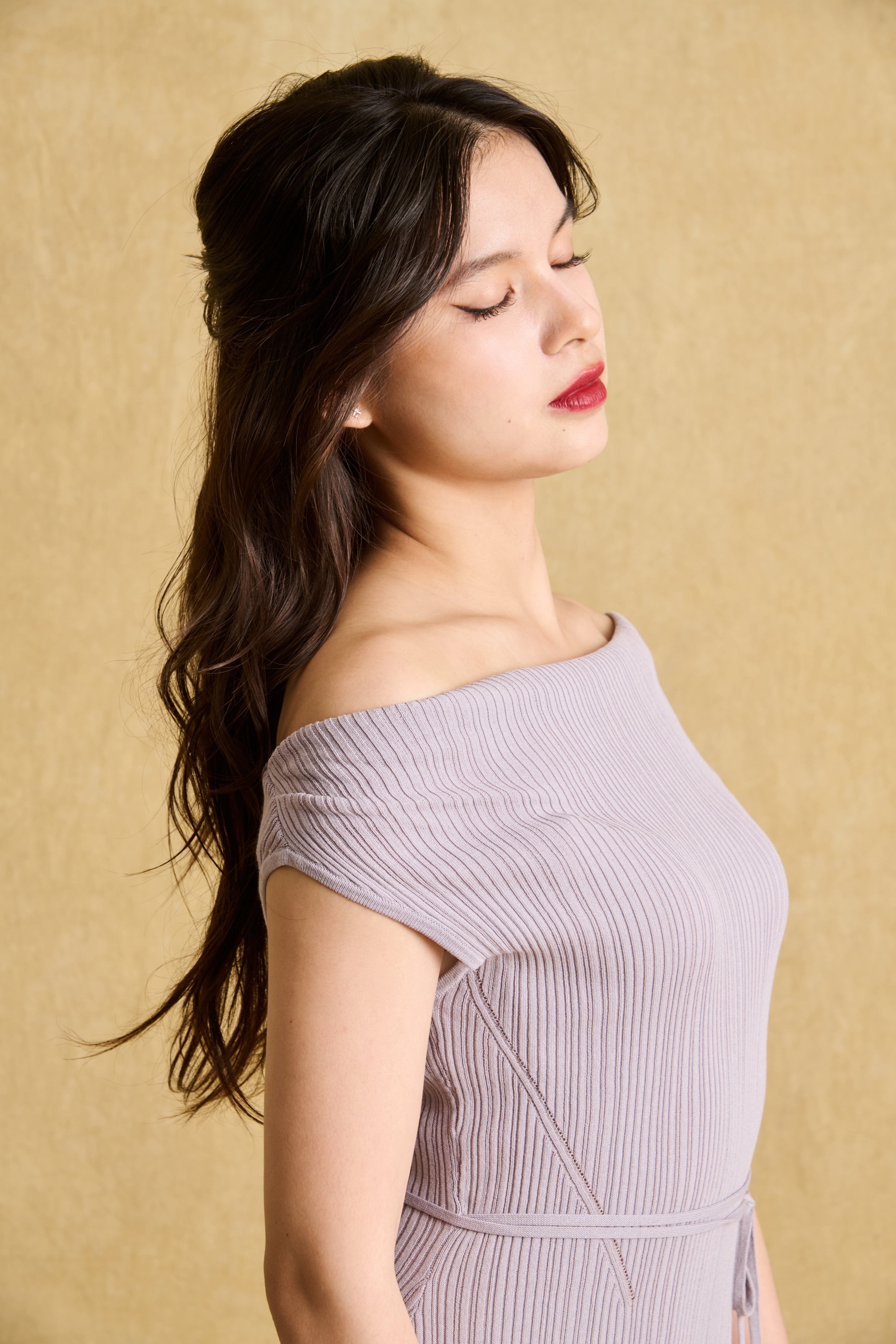 hello ronron | Louise Dress Taupe Gray | Cowl Neck Tie-Detail Off-Shoulder High-Slit Maxi Ribbed Knit Dress