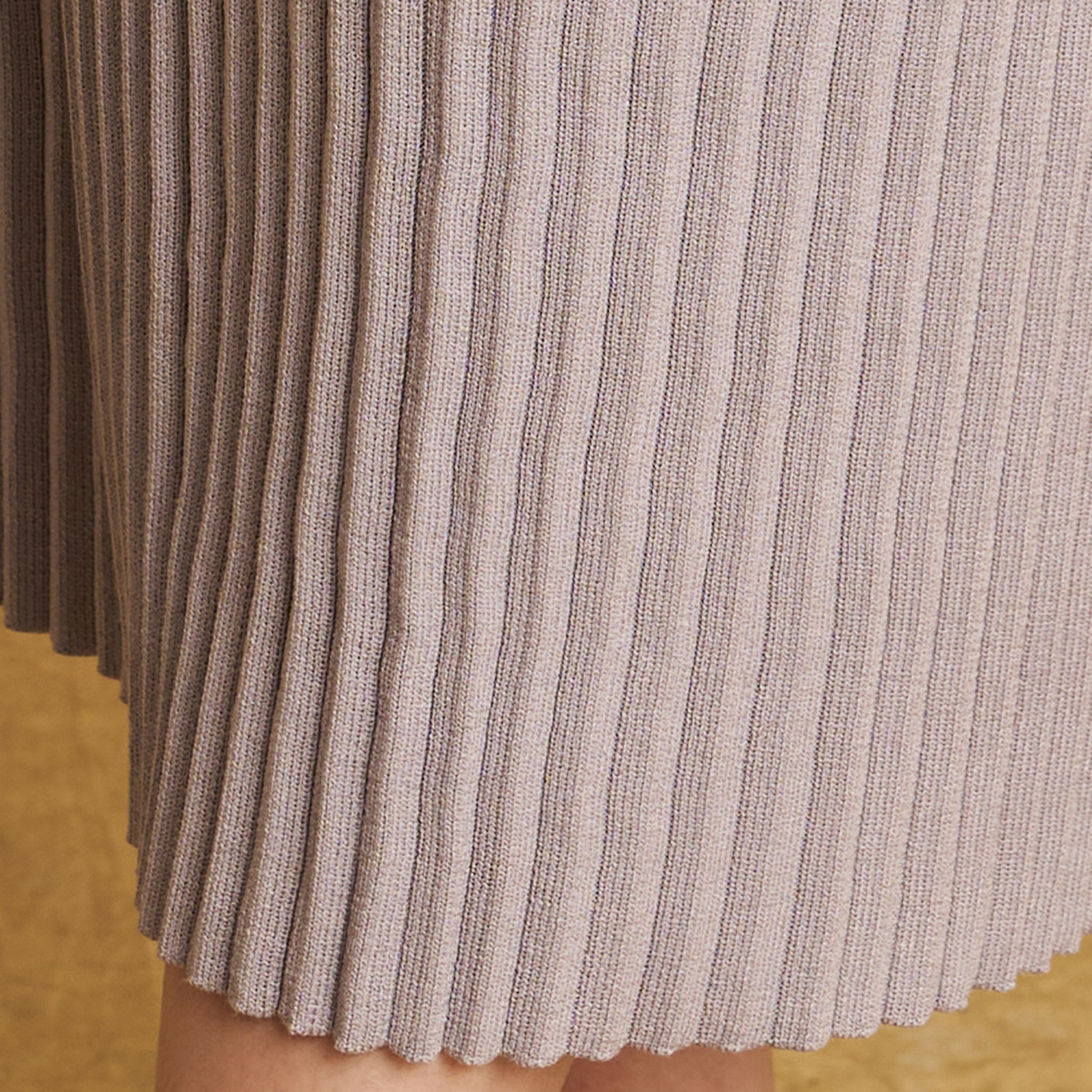 hello ronron | Accordion Pleat Knit