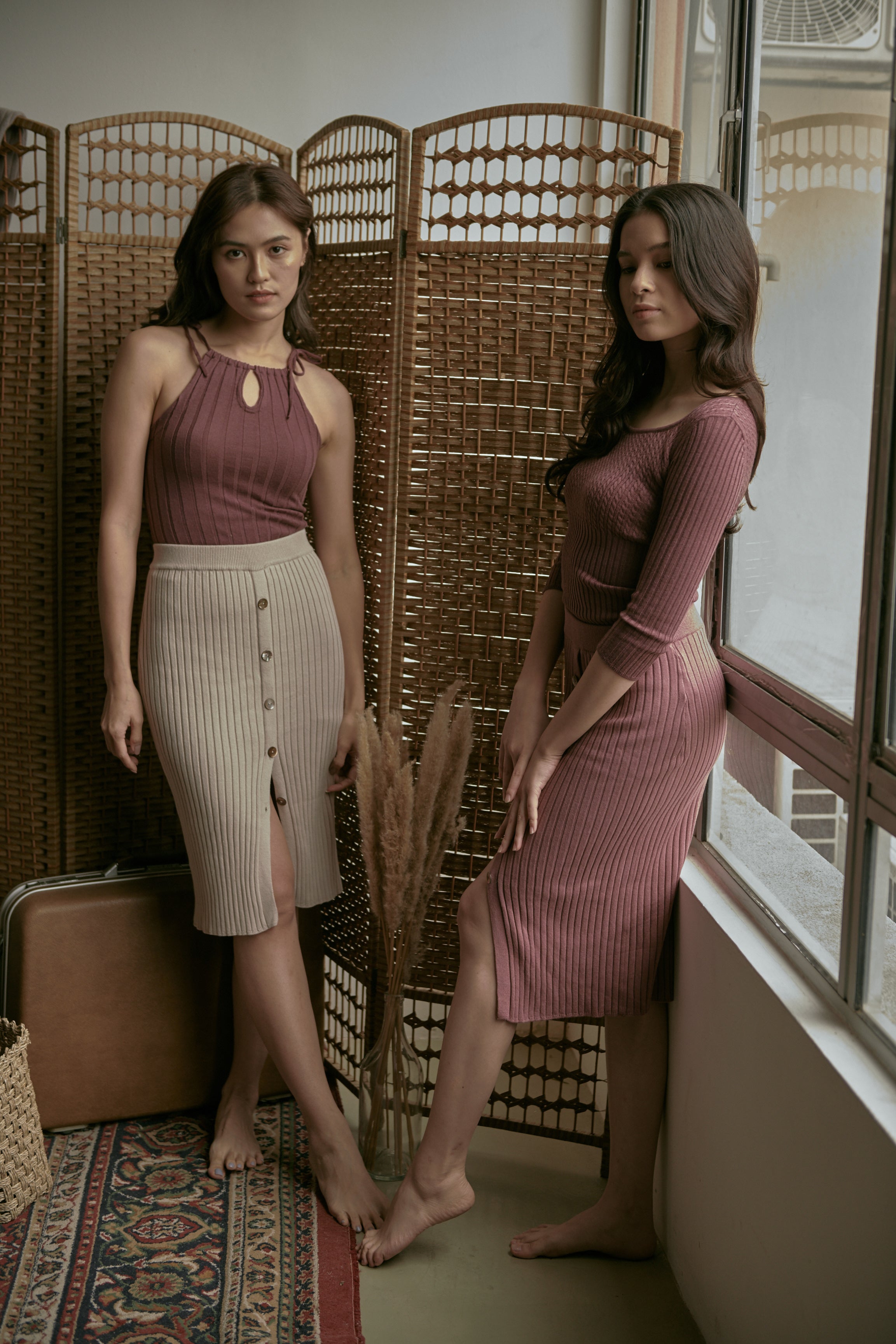 hello ronron Rosa Top Rose TP002-ROS, Sylvie Skirt Crean SK002-CRM, Agnes Top Rose TP002-ROS, Sylvie Skirt Rose SK001-ROS Debut