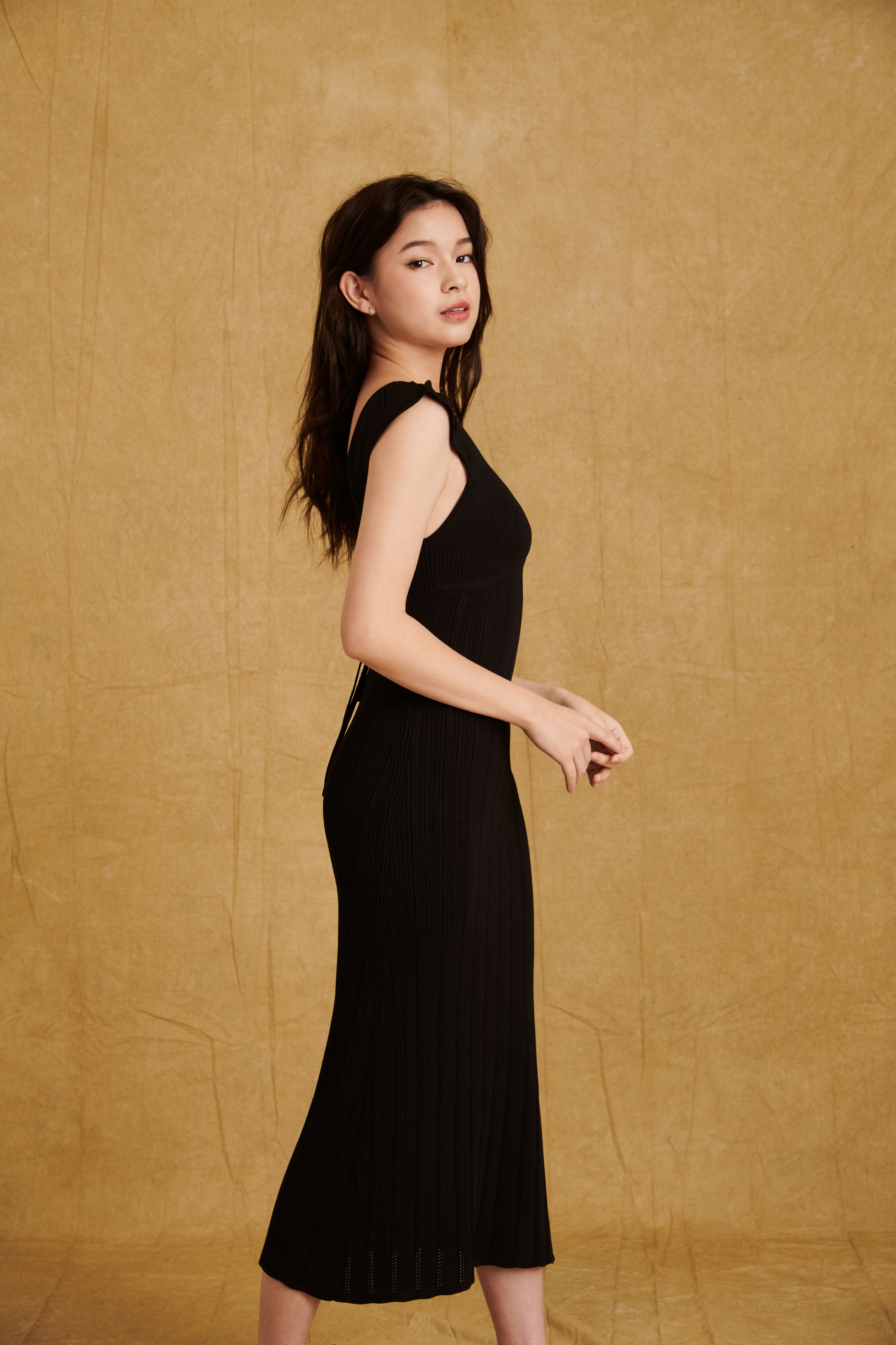 hello ronron Gabrielle Dress Black | V-neck frill sleeve bustier pointelle black knit maxi mermaid dress