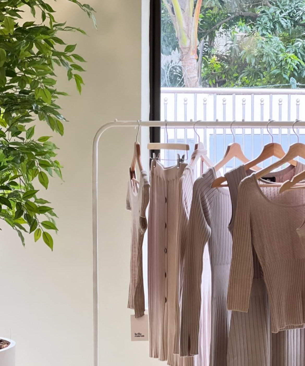 hello ronron | Malaysia knitwear design brand studio