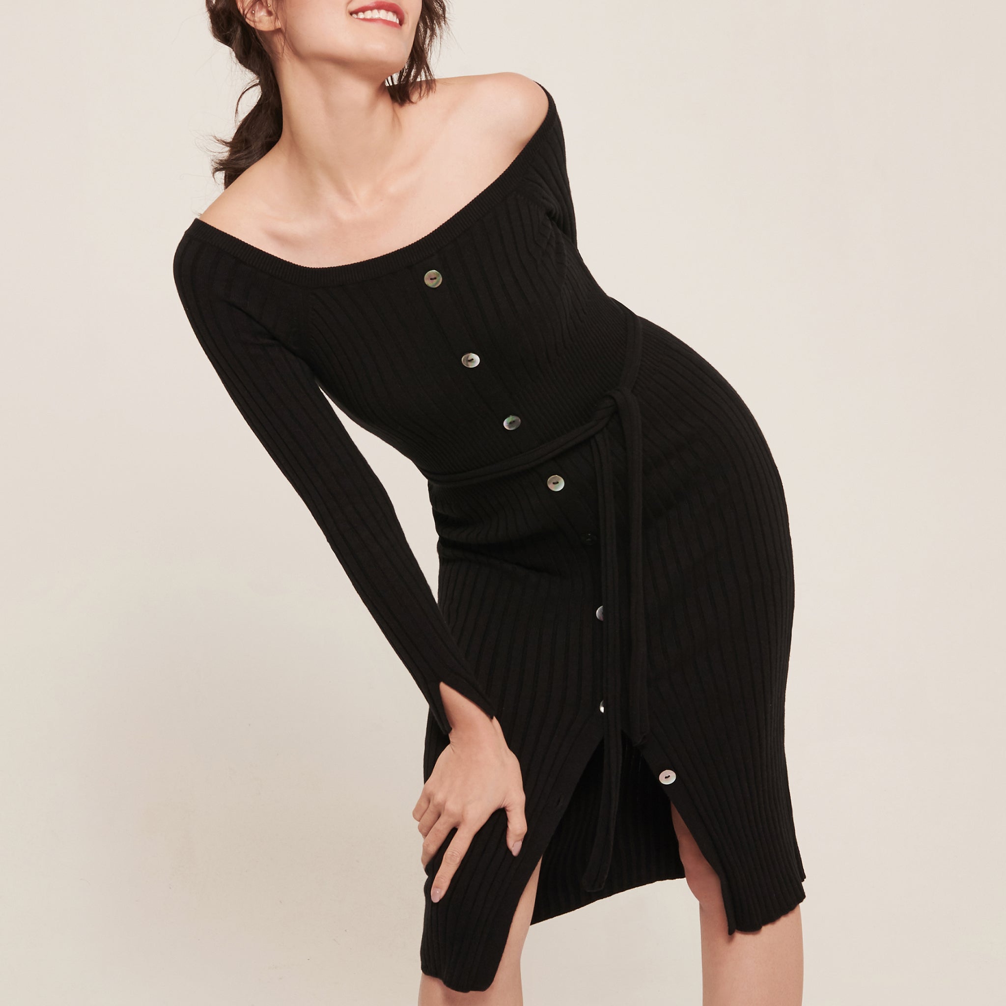 hello ronron | Sylvie Dress Black | Button-embellished off-shoulder ribbed knit midi dress