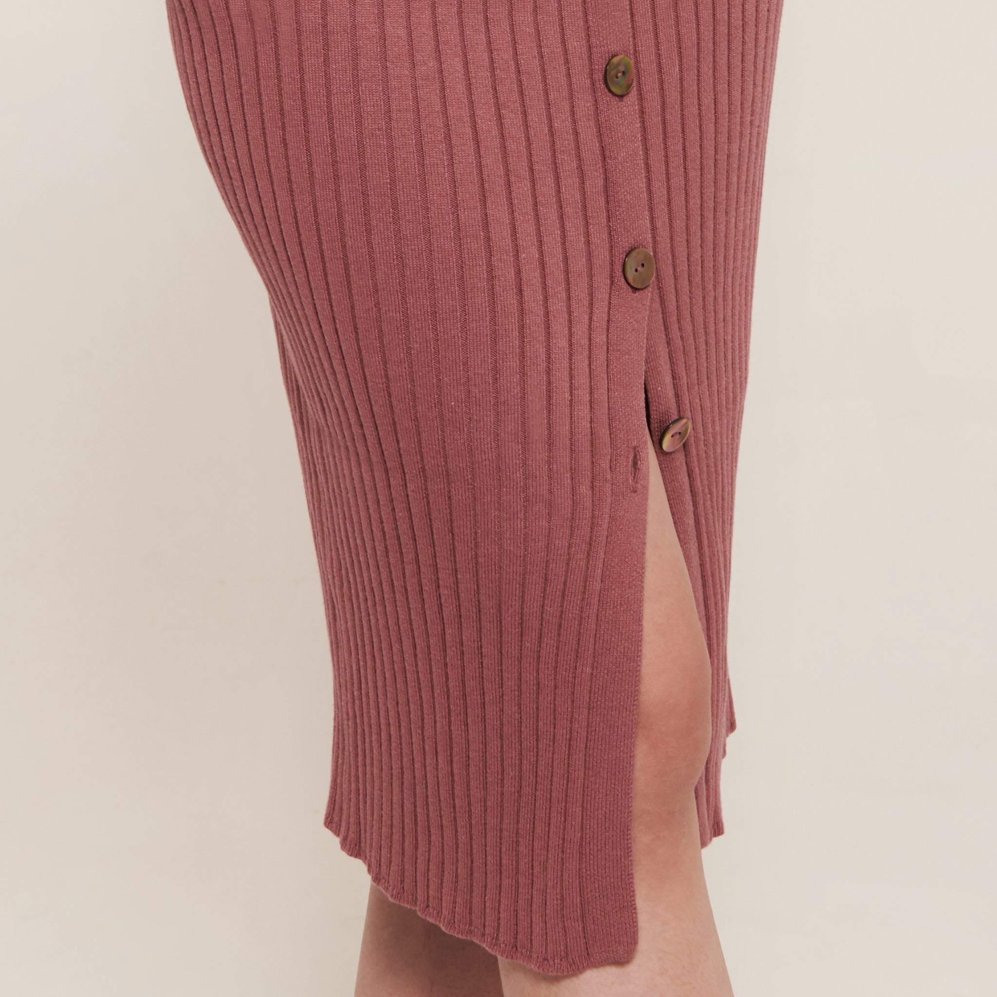 hello ronron } Sylvie Skirt Rose | Button-embellished ribbed knit midi skirt