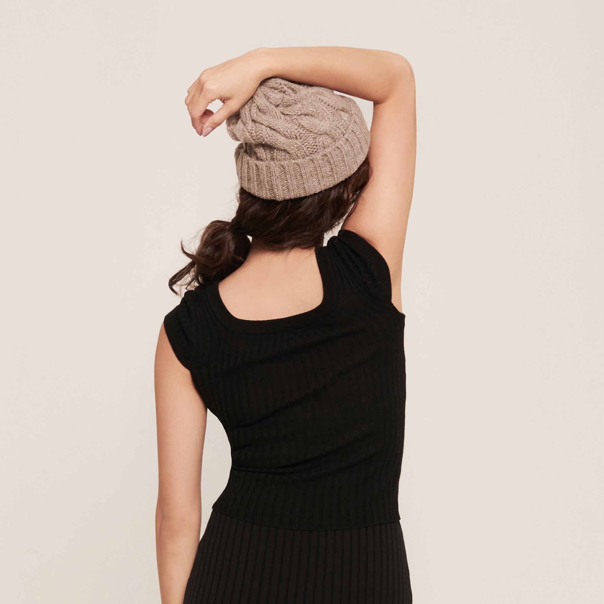 hello ronron | Lynn Top Black | Square neck ribbed knit top