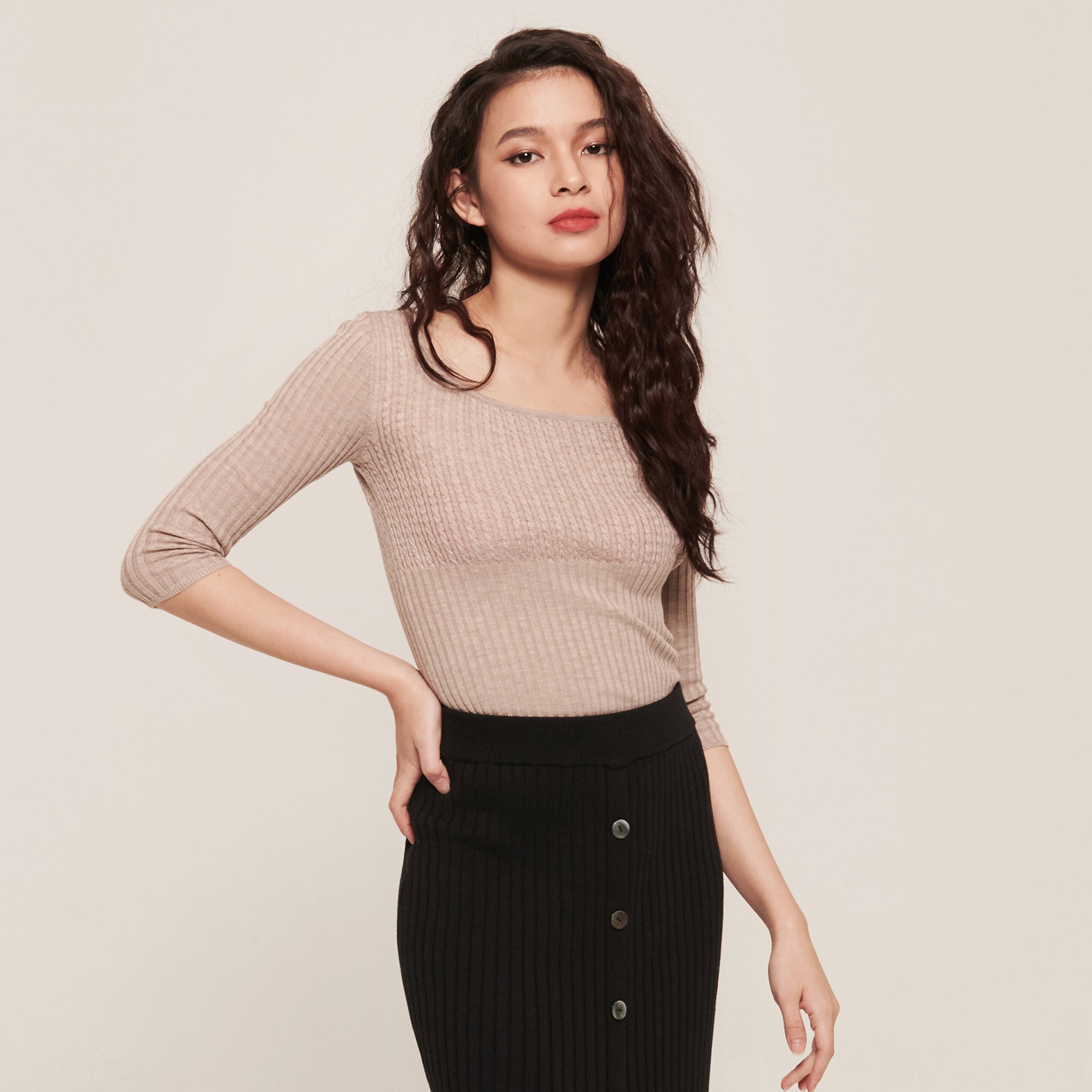 hello ronron | Agnes Top Latte | Scoop neck cable ribbed knit top