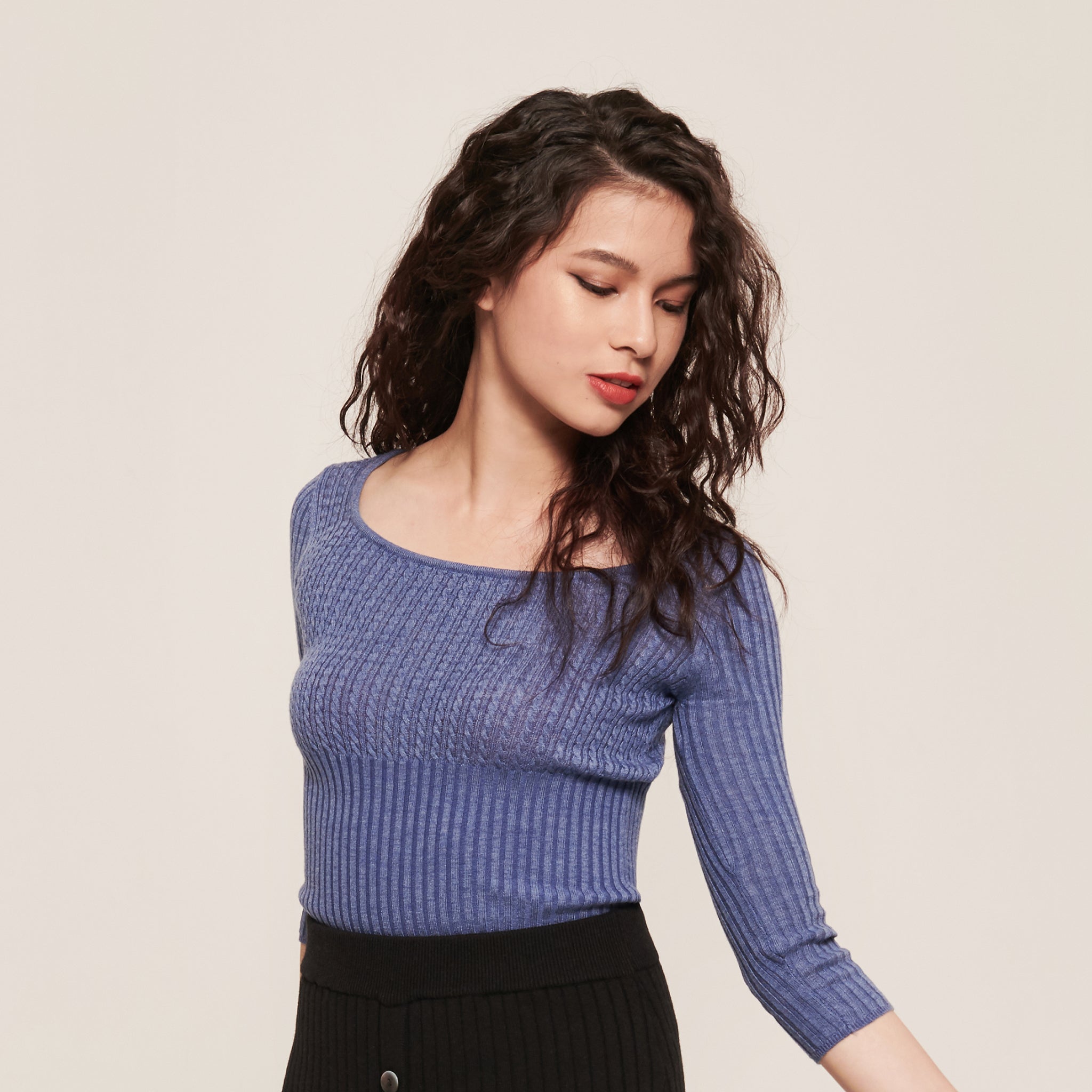 hello ronron | Agnes Top Lavender | Scoop neck cable ribbed knit top