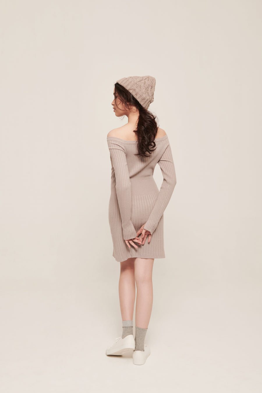 hello ronron | Camille Dress Taupe | Off-shoulder ribbed knit mini dress
