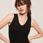 hello ronron | Angelique Dress Black | V-neck braided cable knit midi dress