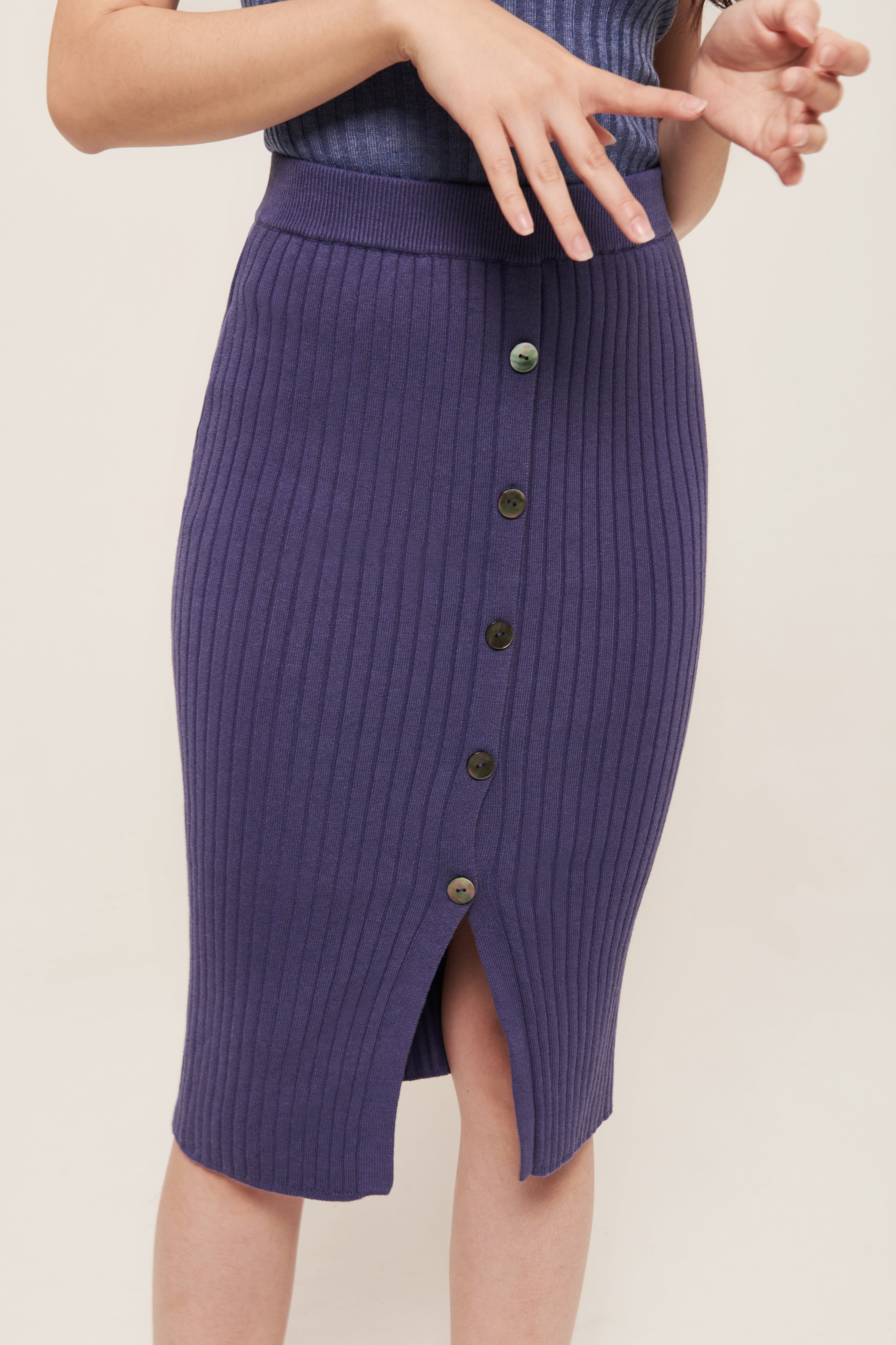 hello ronron | Sylvie Skirt Very Peri | Button-embellished ribbed knit midi skirt