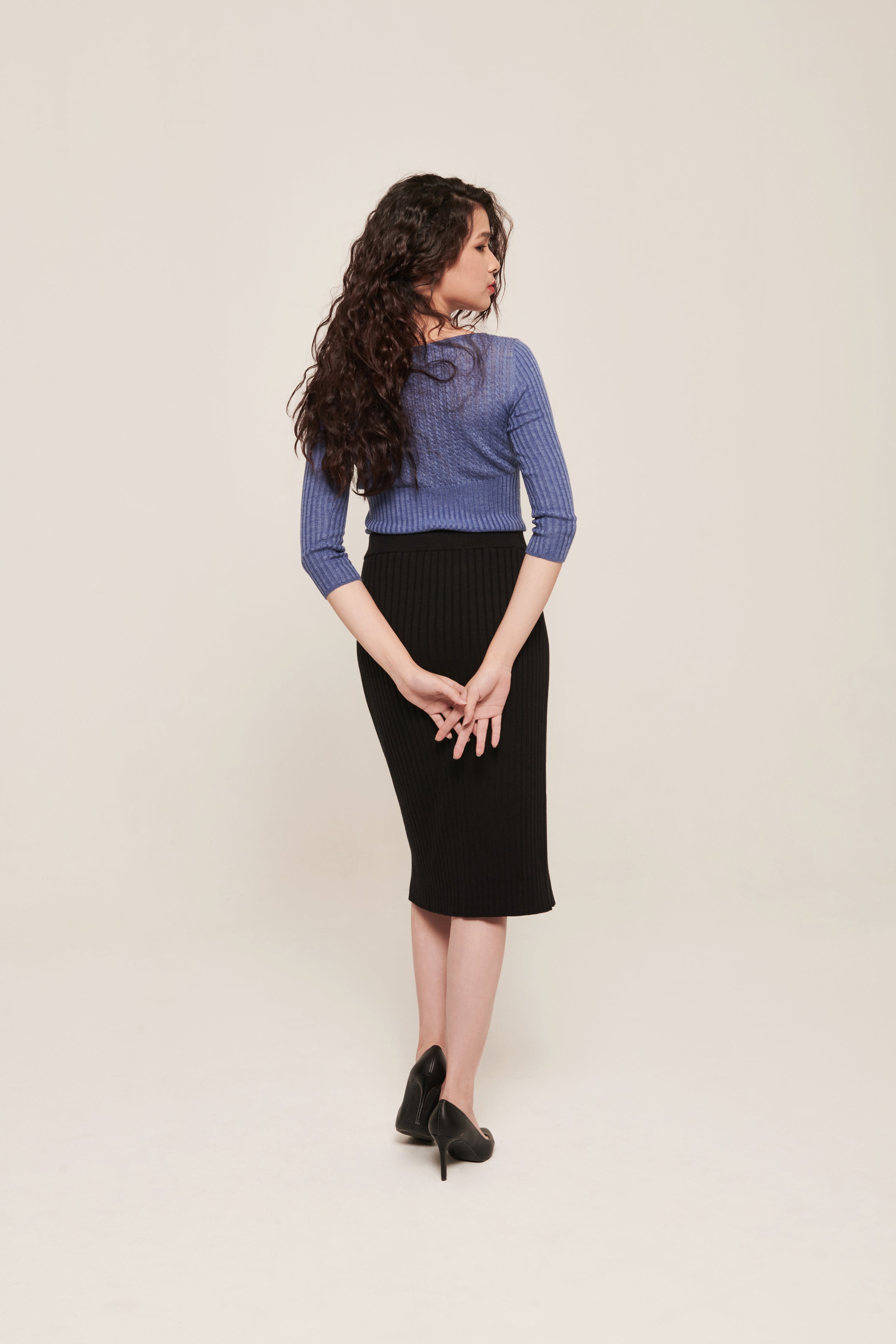 hello ronron | Sylvie Skirt Black | Button-embellished ribbed knit midi skirt