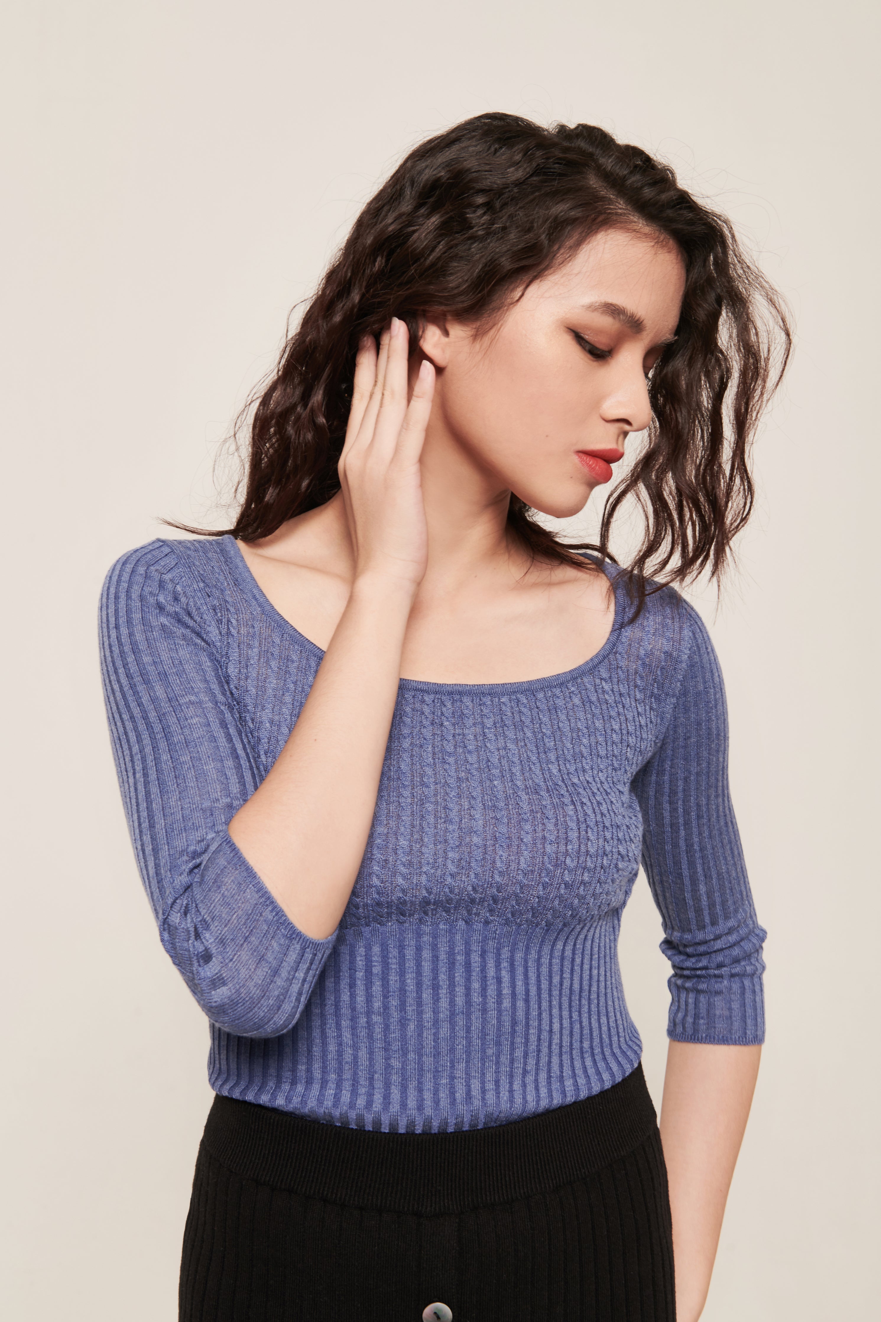 hello ronron | Agnes Top Lavender | Scoop neck cable ribbed knit top